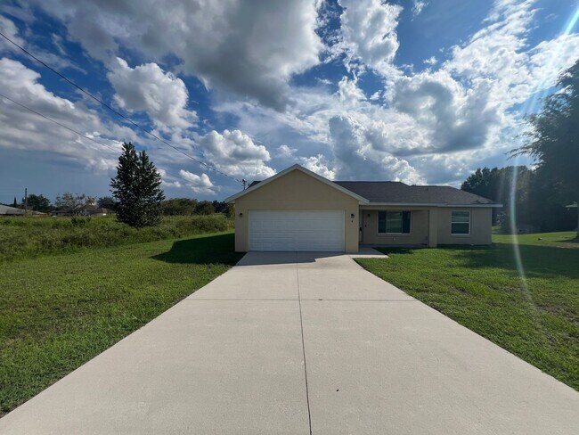 Building Photo - 3 BD/2BA Home in Beautiful Ocala!!!