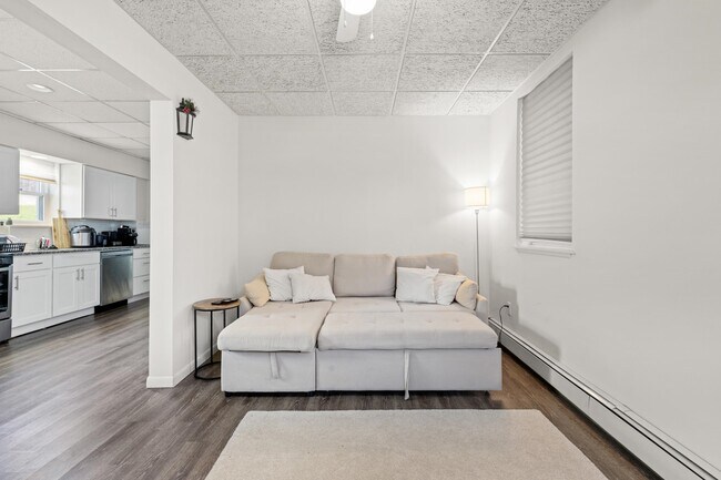 Foto del edificio - 632 Chase Ave
