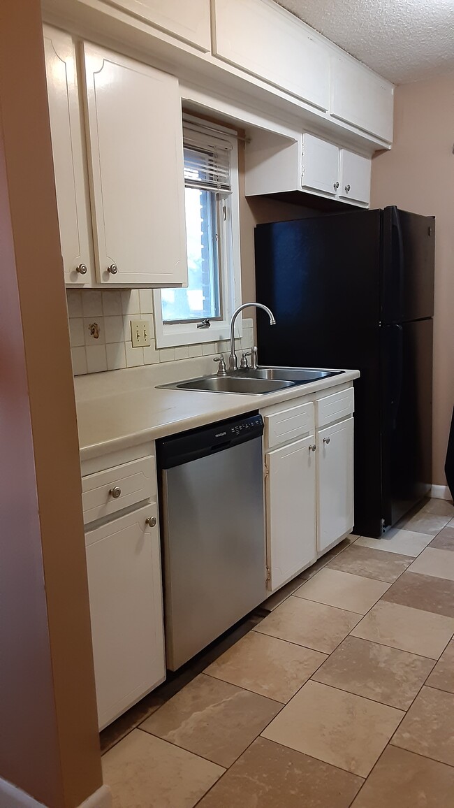 Kitchen - 1 Britten Cir