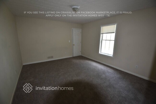 Foto del edificio - 895 Lewis Ridge Cir