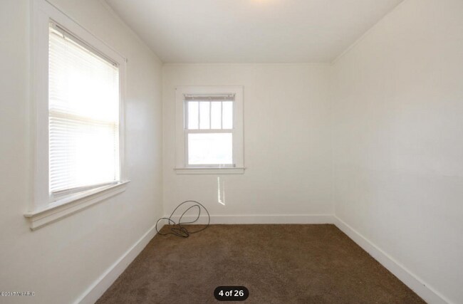Building Photo - 1149 Cromwell Ave SE