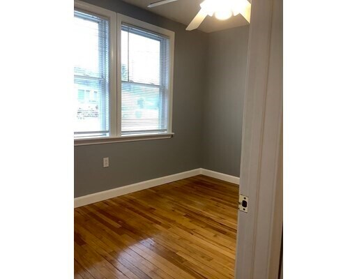 Building Photo - 133 Willard Ct