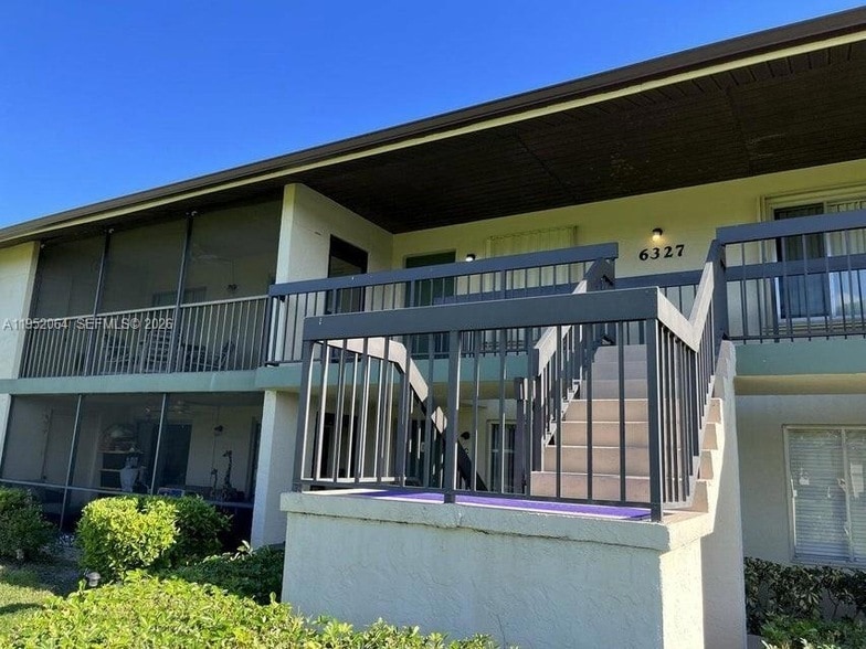 Photo - 6327 Chasewood Drive Unit G