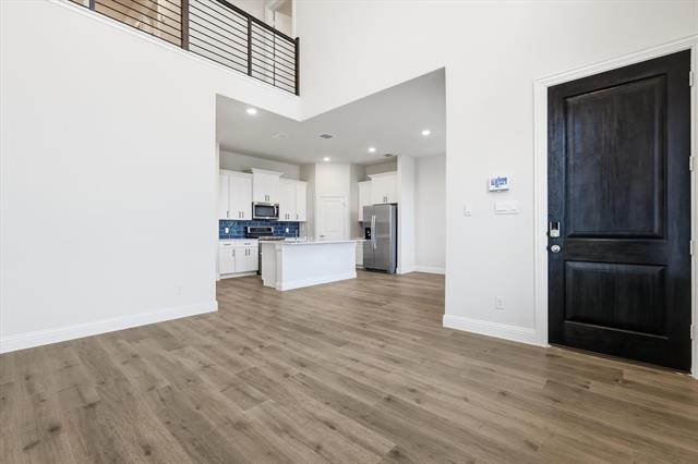 Building Photo - 1532 Lake District Dr