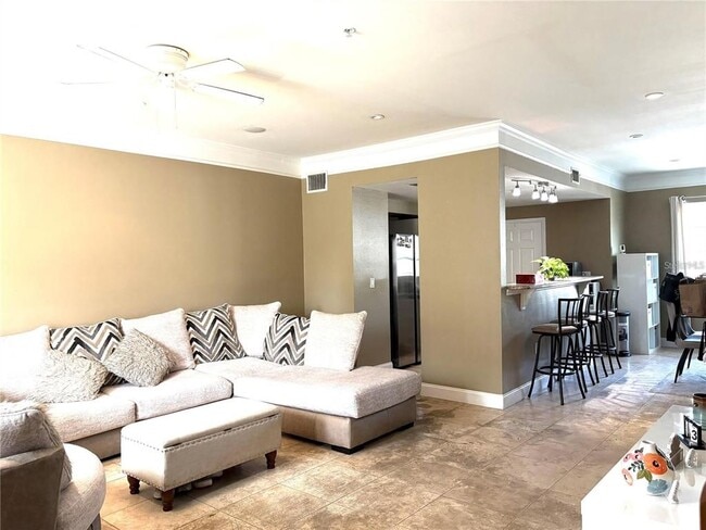 Foto del edificio - 6575 Time Square Ave