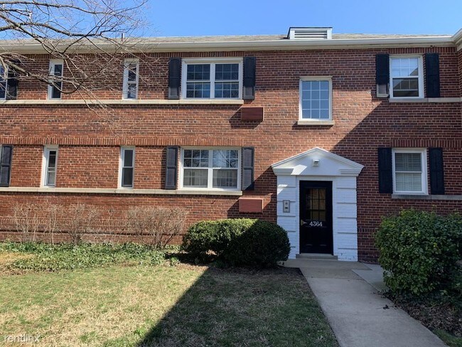 Building Photo - 4364 N Pershing Dr