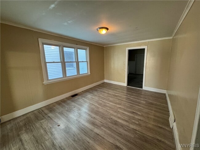 Building Photo - 540 Willett St