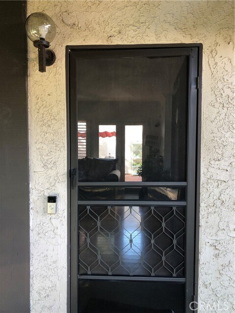 Foto del edificio - 27556 Rondell St