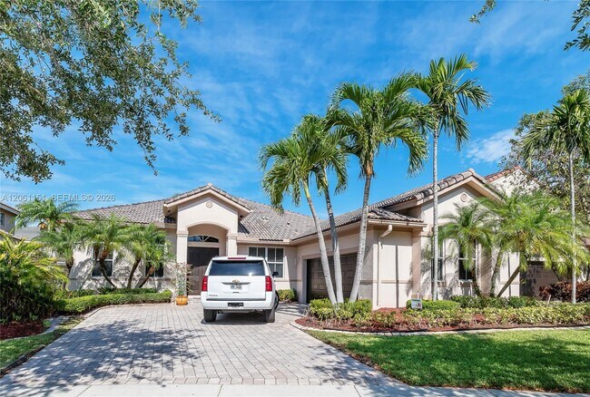 Foto del edificio - 1225 Skylark Dr