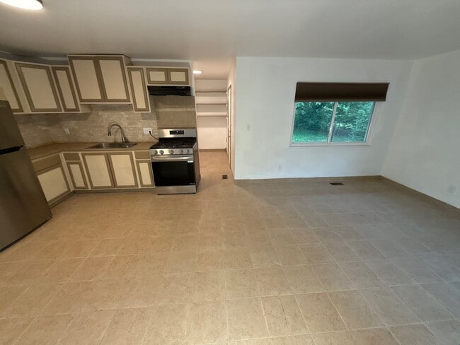 Foto del edificio - 9438 Conried Dr