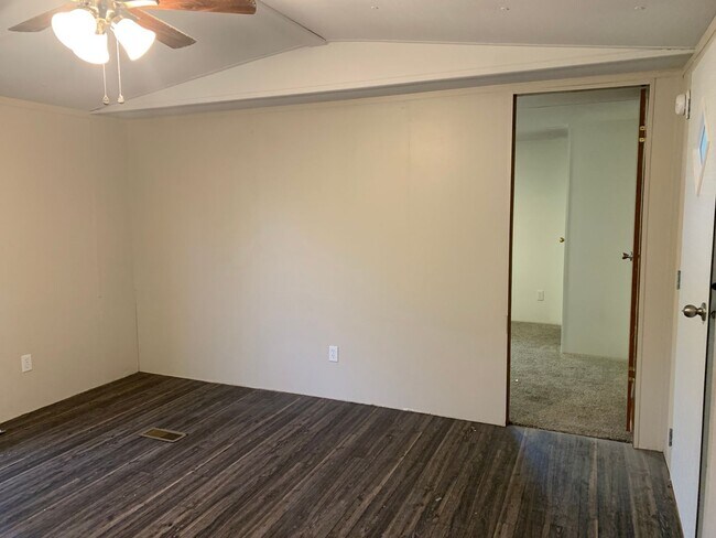 Building Photo - Fountain Village MHP