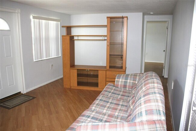 Foto del edificio - 10241 Regency Park Blvd