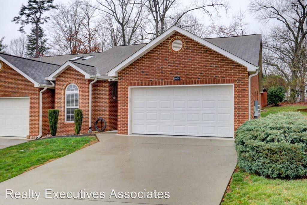 Primary Photo - 8024 Ellisville Ln