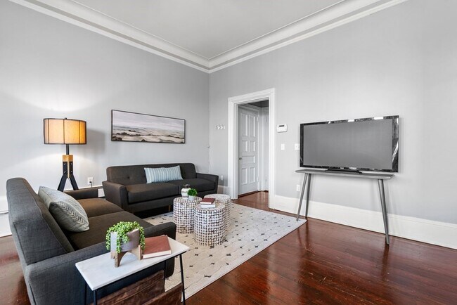 Building Photo - 261 Commonwealth Ave