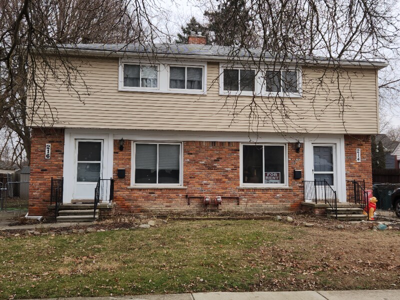 Foto principal - 214 Potter Ave