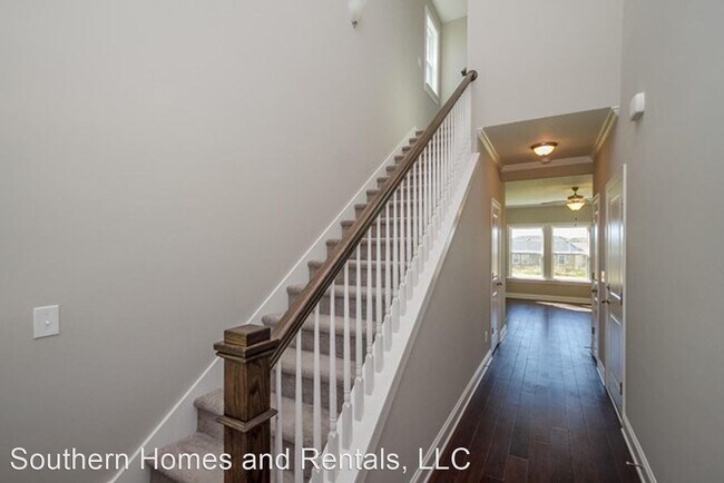 Building Photo - 3 br, 2.5 bath House - 925 Glenhaven Drive