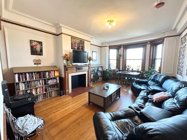 Foto del edificio - 464 Commonwealth Ave