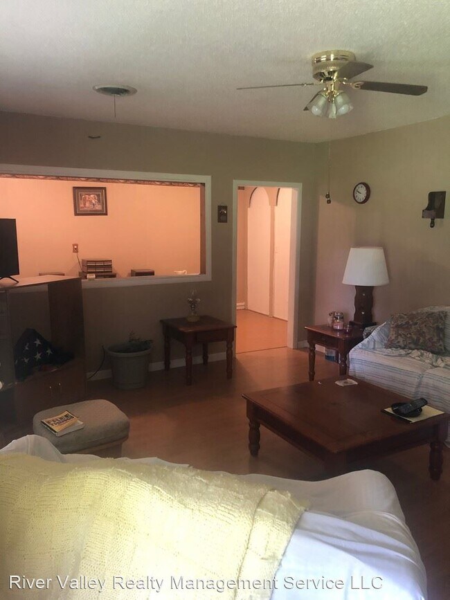 Foto del edificio - 3 br, 1.5 bath House - 10163 Ard Rd.