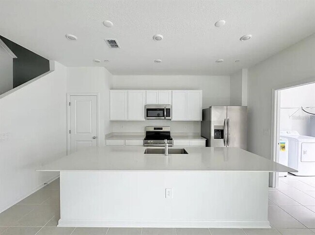 Building Photo - 2273 White Buffalo St