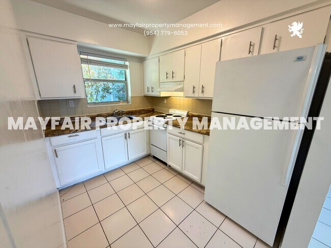 Foto del edificio - 1140 NE 25th Ave