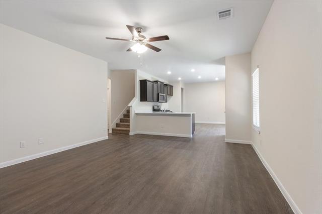 Building Photo - 3902 Oak Crk Cir