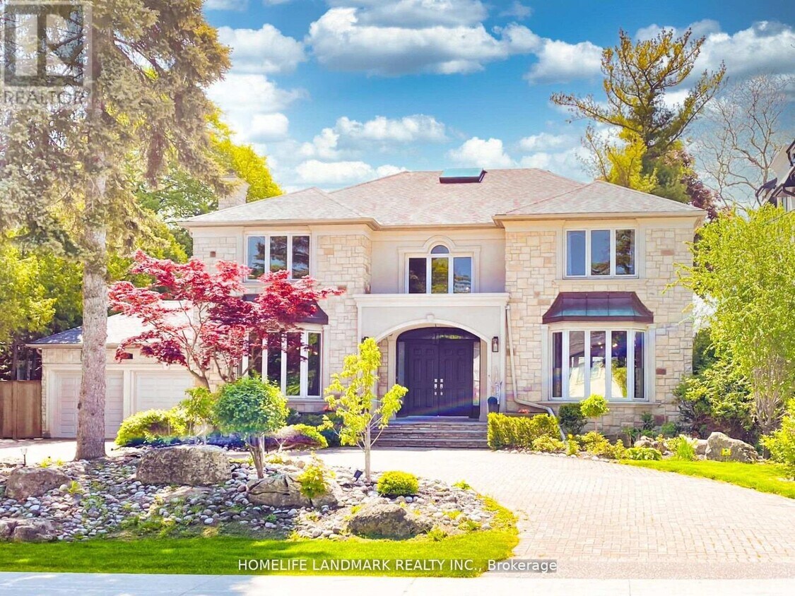 Photo principale - 151 Highland Crescent