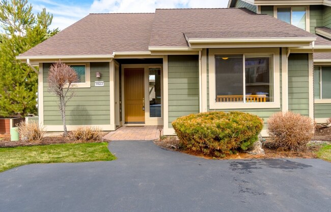 Foto del edificio - 2 Bed/2 Bath Single-Level Condo in Eagle C...