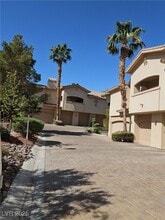 Building Photo - 2050 W Warm Springs Rd