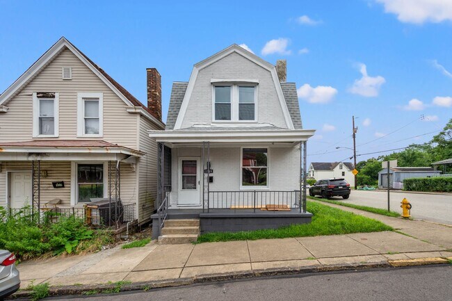 Foto del edificio - Beautiful 2 bedroom home in Homestead available August 1!