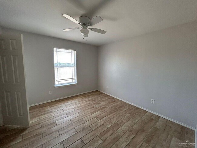 Building Photo - 9 Graham Ave