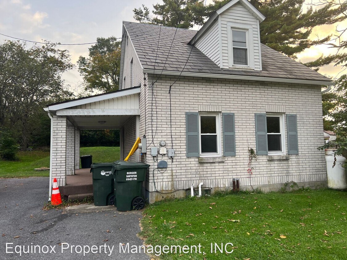 Primary Photo - 2 br, 1 bath House - 333 Newburg Rpad