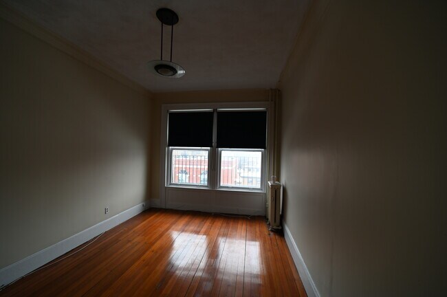 Building Photo - 1513 Washington St