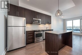 Building Photo - 1169 Queen St W