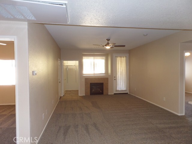 Building Photo - 41410 Juniper St