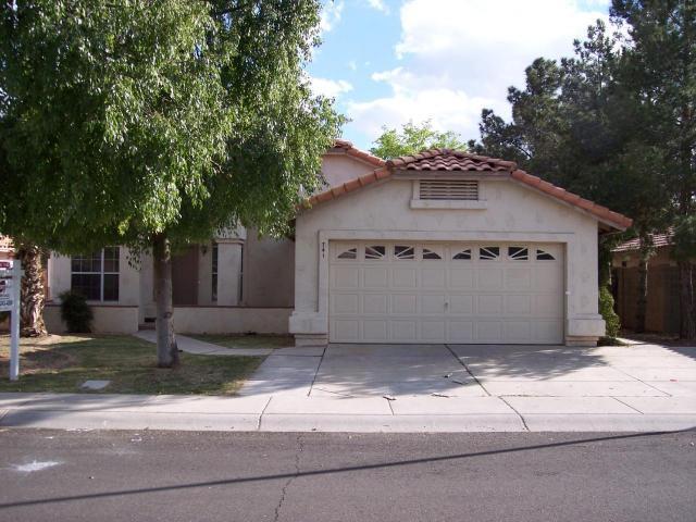 Gilbert 3Bd/2Bth + Den Single Story Home - Landscaping Included - Gilbert 3Bd/2Bth + Den Single Story Home - Landscaping Included