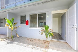 Building Photo - 1719 Nuuanu Ave