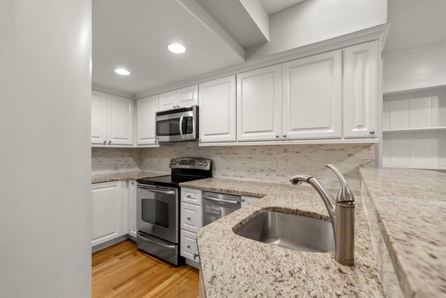 Foto del edificio - 125 Beacon St