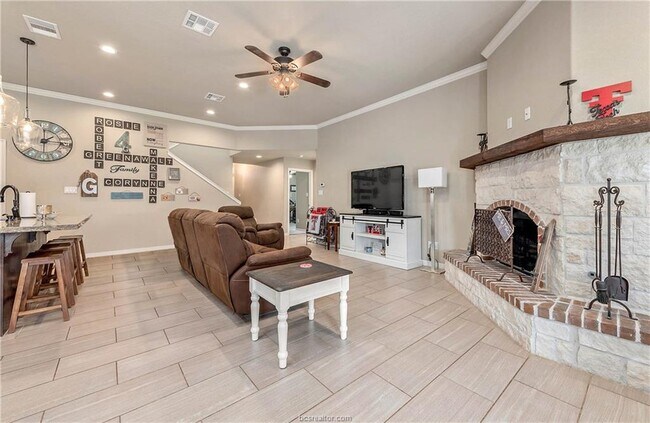 Foto del edificio - 2614 Kinnersley Ct