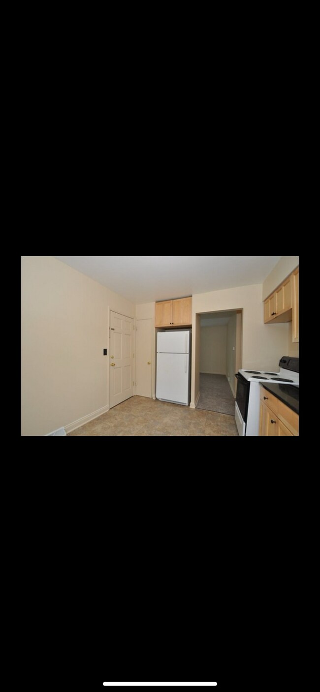 Foto del edificio - 3744 S 87th St