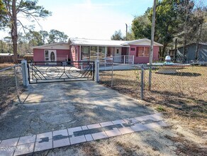 Building Photo - 231 5th Way