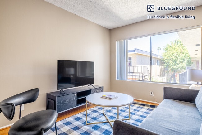 Building Photo - 14355 Huston St