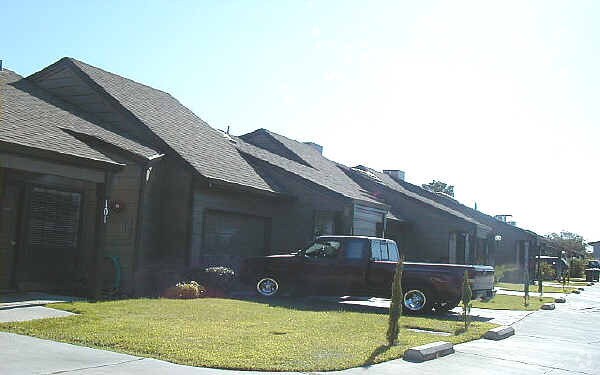 Building Photo - 1131 Colorado Ave