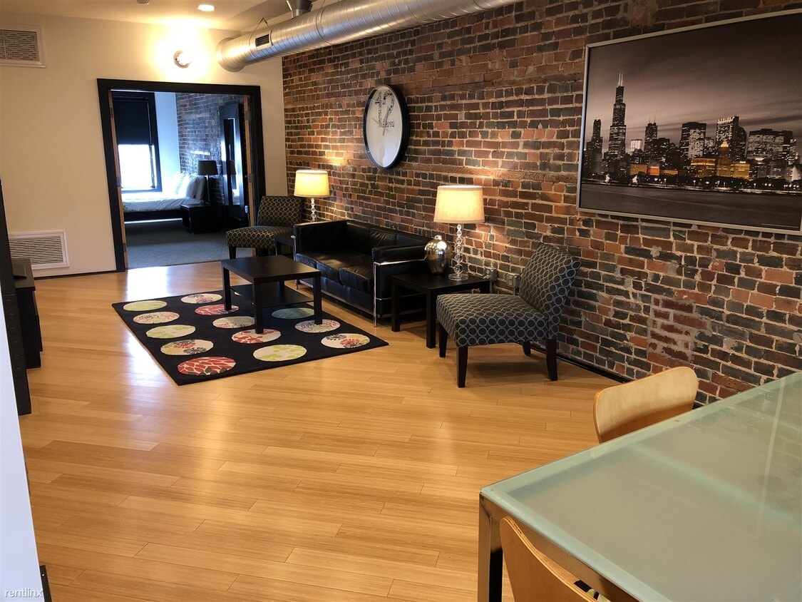 Primary Photo - 2 br, 1 bath Corporate Suite - Brix2 3D