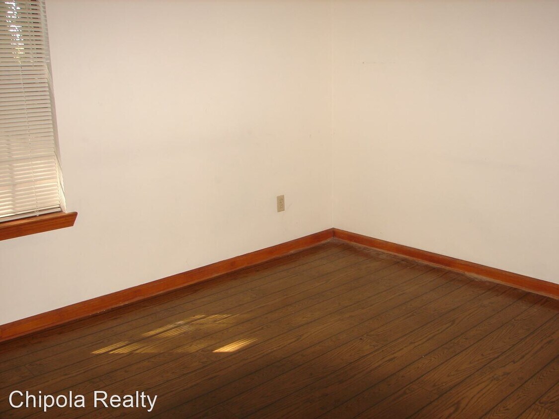 Building Photo - 2 br, 1 bath House - 1762 Toole Circle
