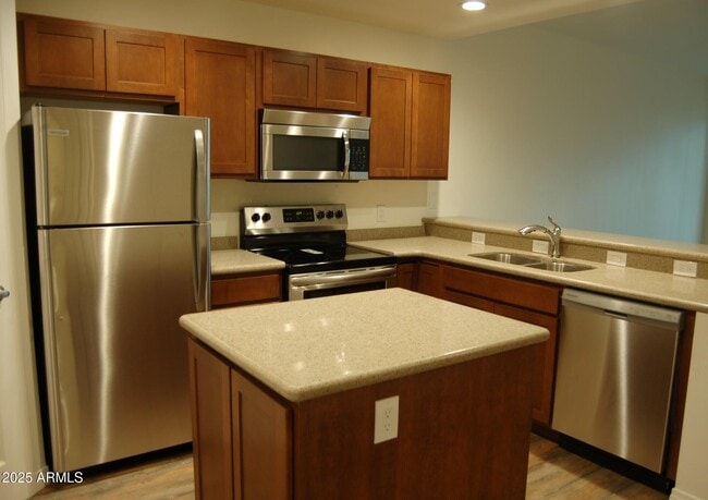 Building Photo - 2122 Javalina Trail