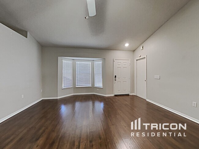 Foto del edificio - 13176 Siam Dr