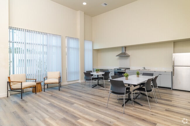 Sala comunitaria - Naranja Apartments