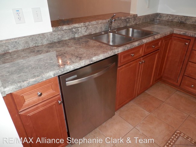 Foto del edificio - 4 br, 2.5 bath House - 5309 Bramcote Place