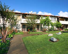 Tustin Plaza Apartments photo'