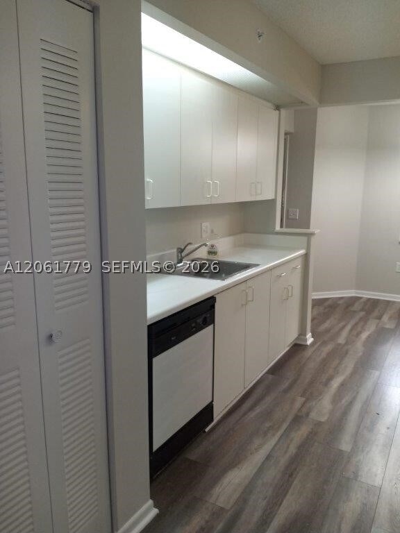 Building Photo - 1351 SW 141st Ave